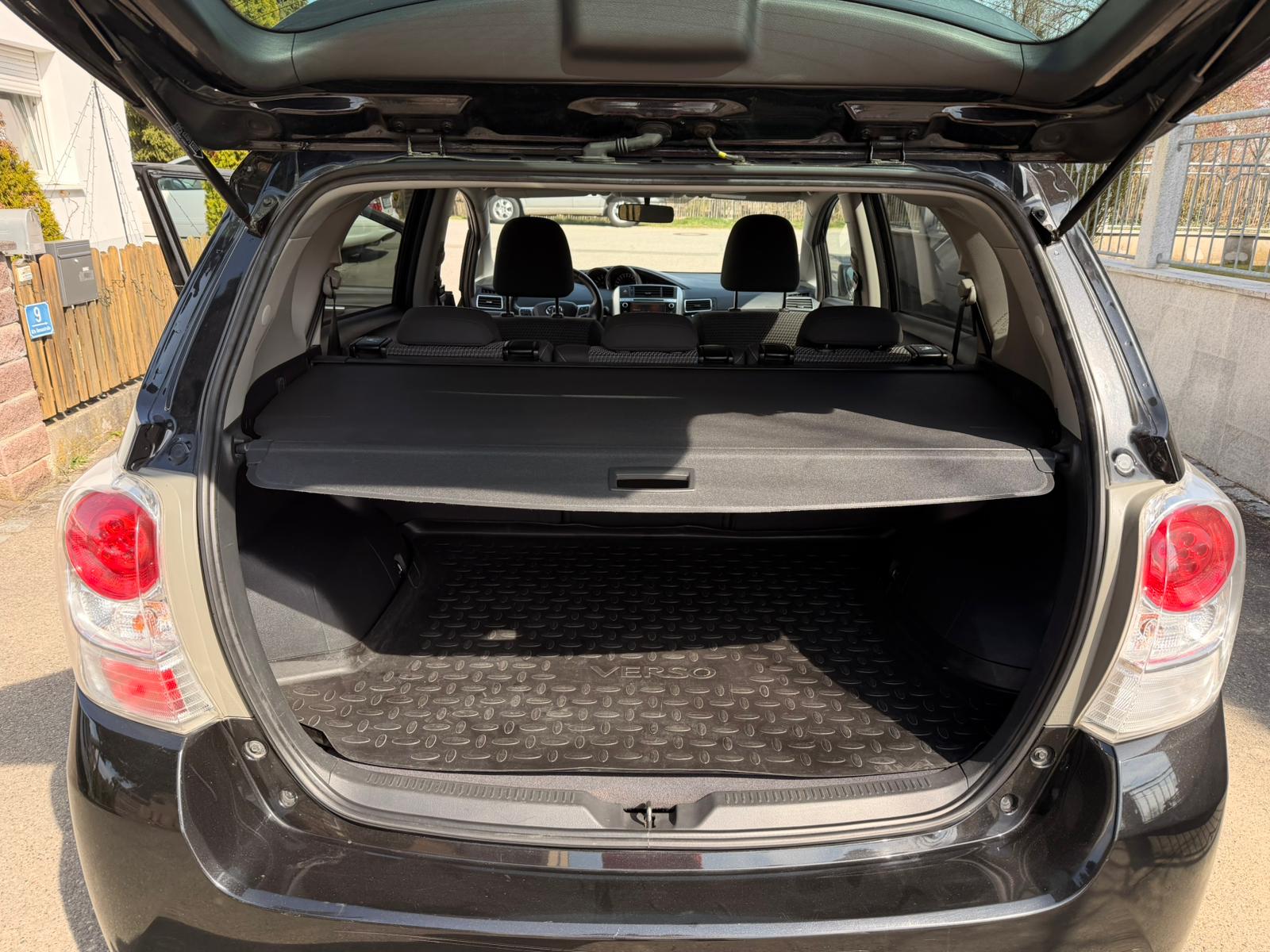 Toyota Verso Comfort - Image 4
