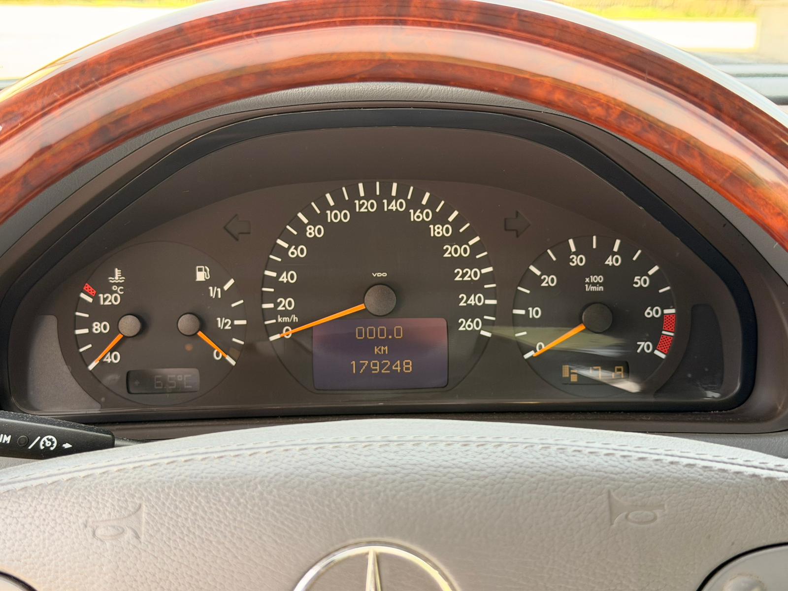 Mercedes-Benz CLK 430 ELEGANCE - Image 9