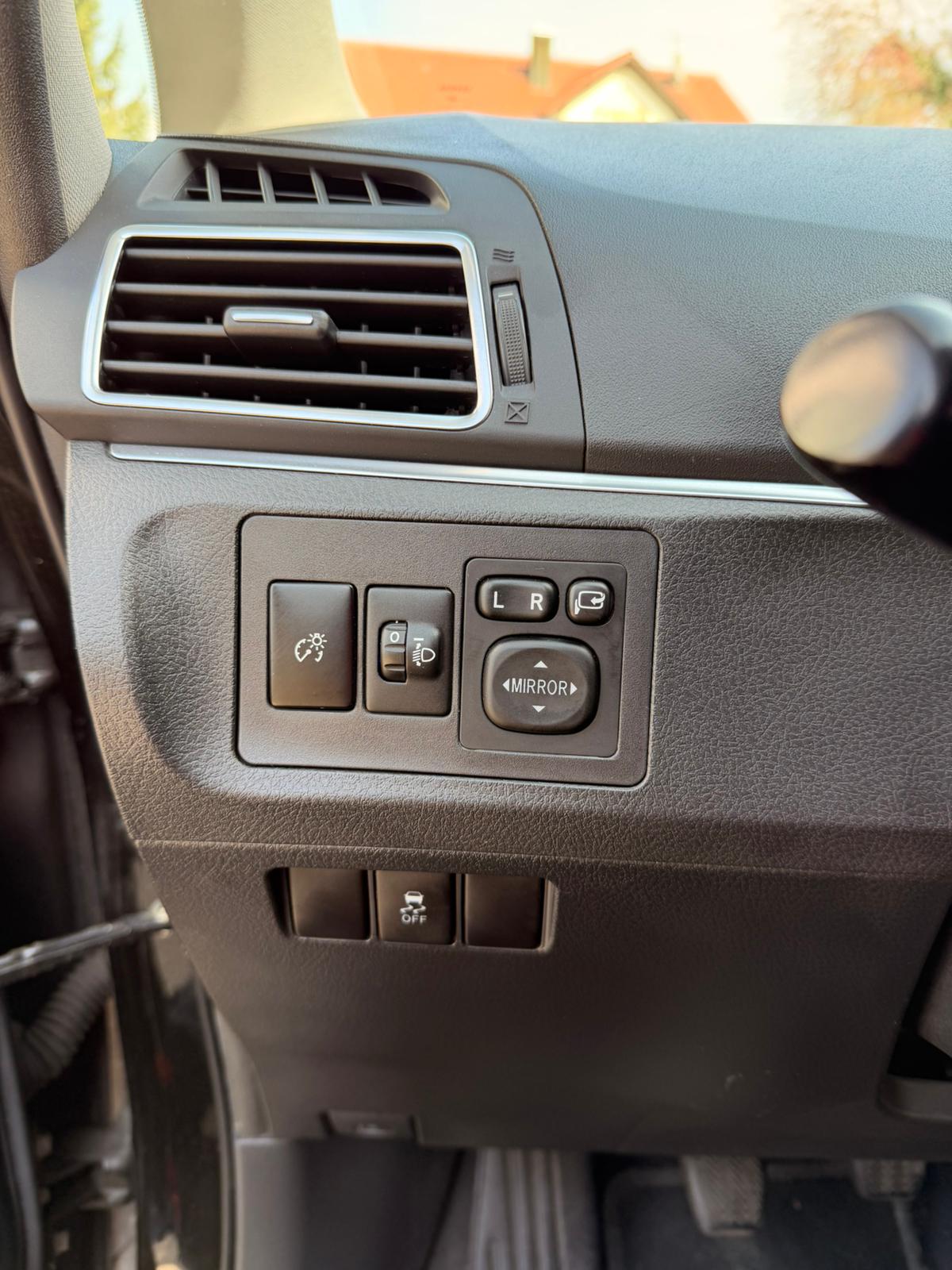 Toyota Verso Comfort - Image 11